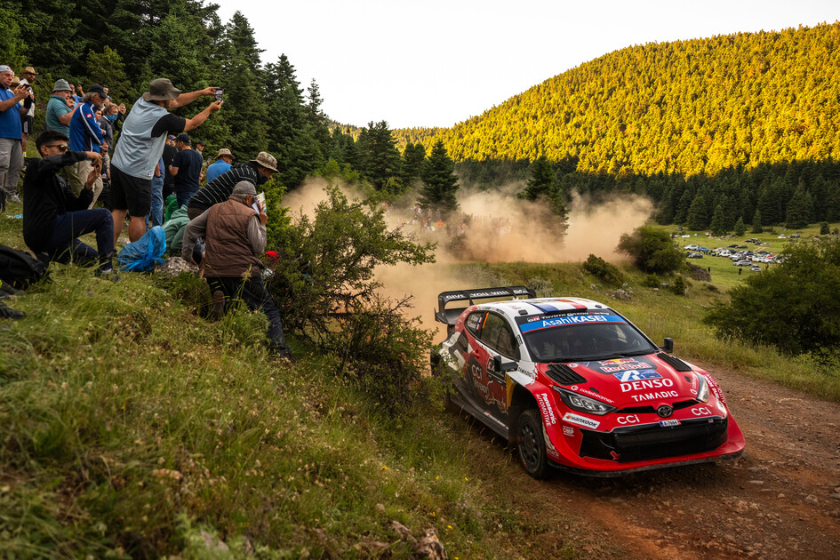 Ogier vs Neuville, separados por 1,3 segundos en el final del Rally Acrópolis 2026