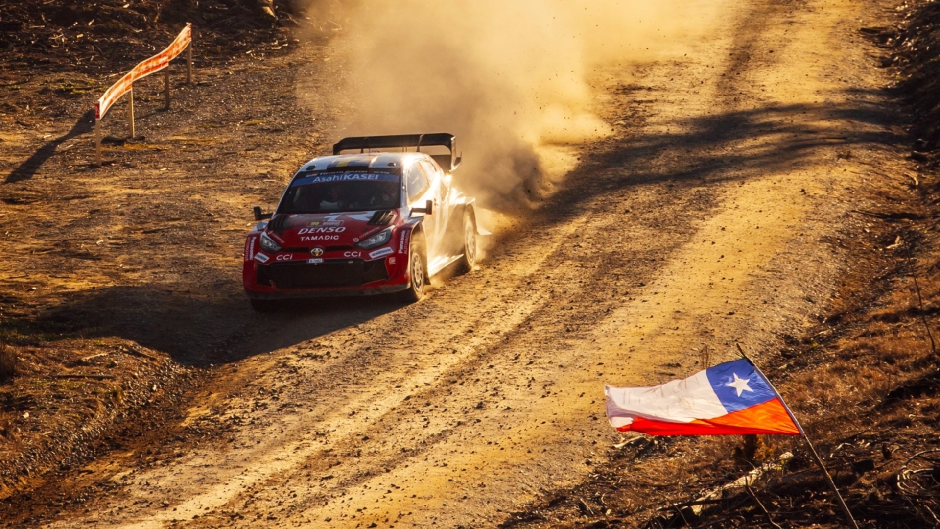 Solberg se reencuentra con la victoria en el Rally de Chile y Evans pierde su gran oportunidad