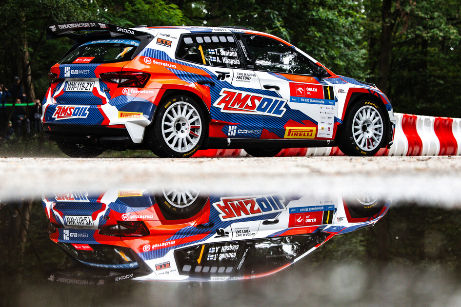 Teemu Suninen no cede al frente de un igualado Rally de Polonia 