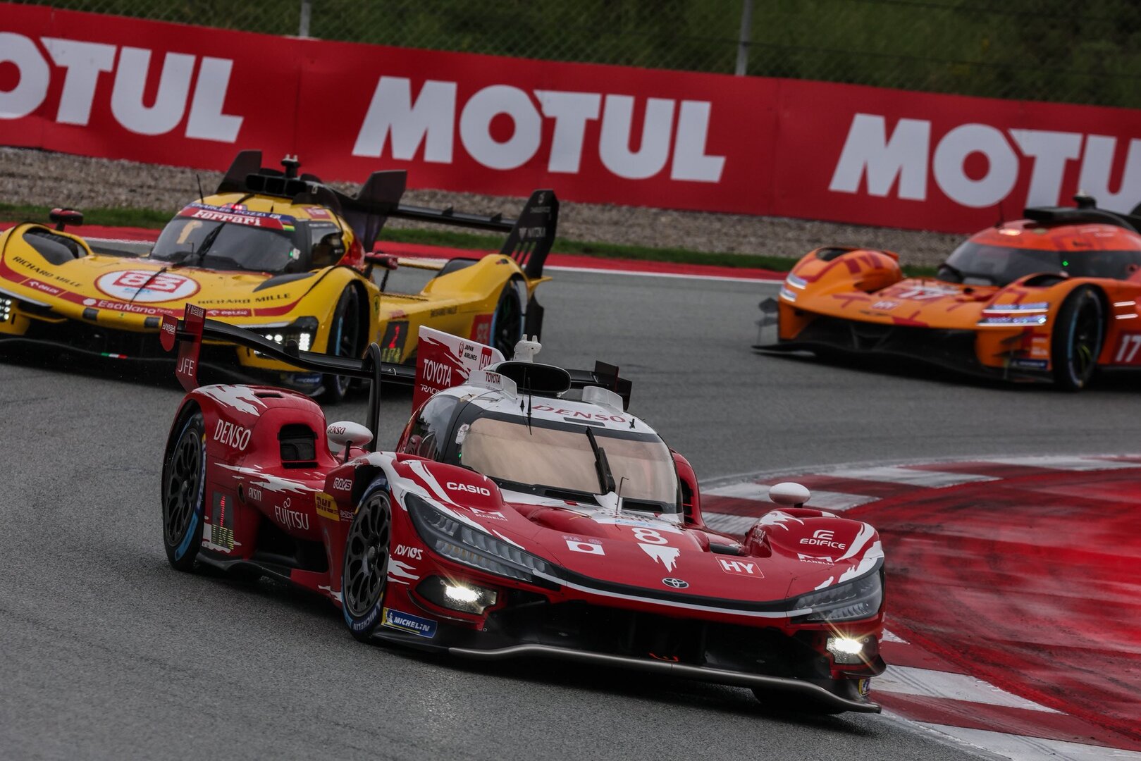 Triunfo total de Toyota en las 6 Horas de Barcelona, doblete y campeonato de constructores
