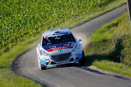 Abbring se mantiene líder en la criba del GEKO Ypres Rallye