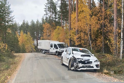 Accidente de Oliver Solberg en los reconocimientos del Rallye de Finlandia