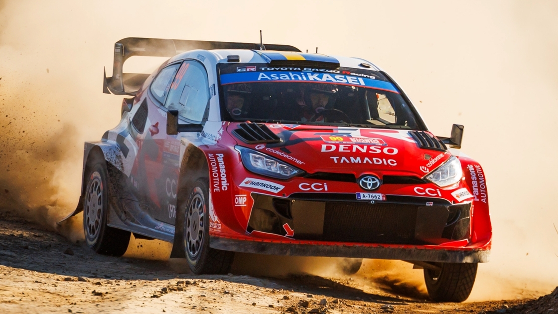 Solberg y Evans lideran en el ecuador del Rally de Chile, Neuville fuera de combate
