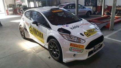 Alberto Meira lidera en su estreno con el Ford Fiesta N5; Otero al acecho 