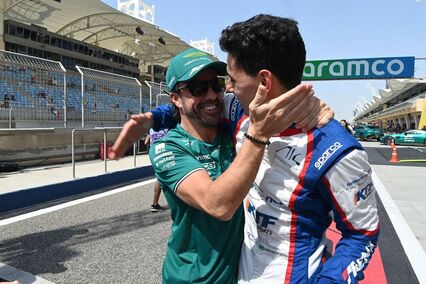 Alonso responde a las críticas de Helmut Marko a Bortoleto