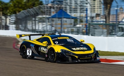 Alvaro Parente gana la primera carrera de St Pete