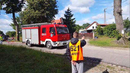 Andolfi, a punto de ser arrollado por un camión de bomberos