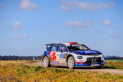 Andrea Crugnola y Yoann Bonato mandan junto a Lancia en Italia y Francia