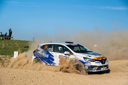 Aritz Iriondo vence en Madrid y Ramón Cornet se proclama campeón de la Clio Trophy Spain Tierra
