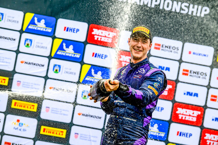 Armstrong, despegue desde copas y simracing hasta rozar el titulo del ERC, ahora piloto de M-Sport en el WRC