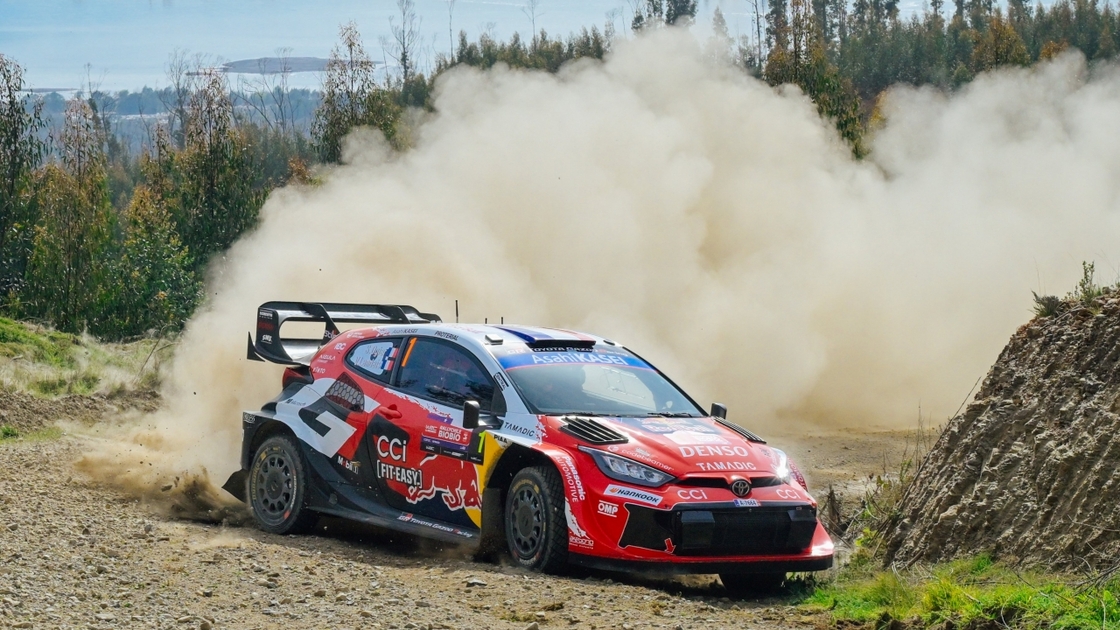 Solberg, Evans y Ogier se disputan el triunfo en el Rally de Chile para darle el título a Toyota