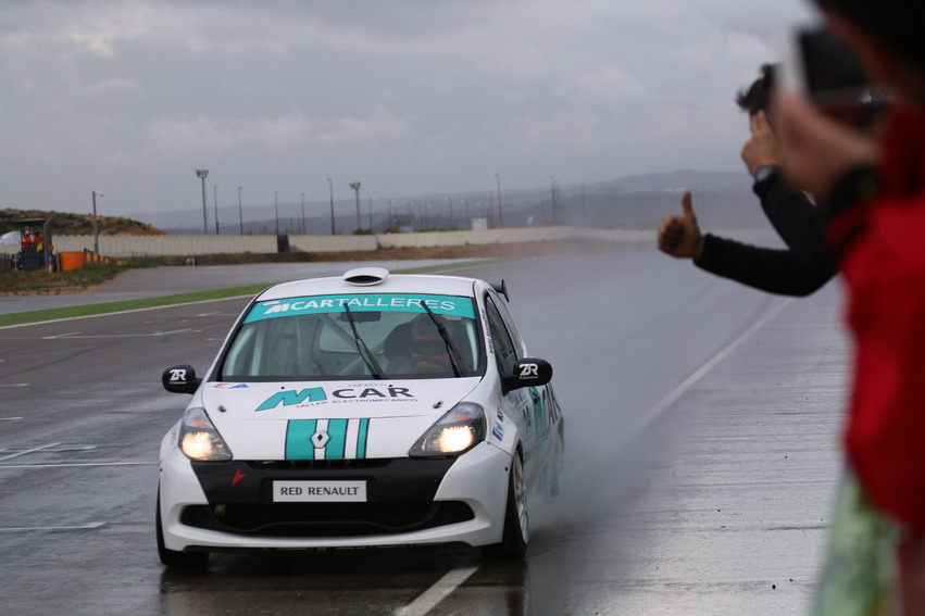 Azcona campeón en la división 2 del Campeonato de Navarra de Velocidad