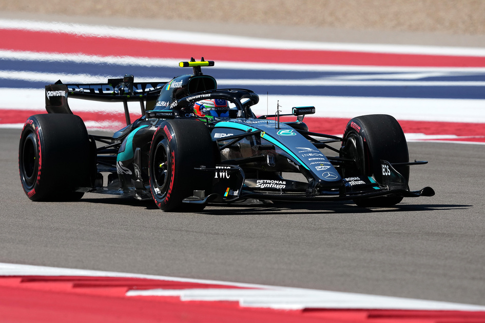 Antonelli da otro paso hacia el título con la pole del GP de Estados Unidos, Alonso partirá desde el 12º puesto