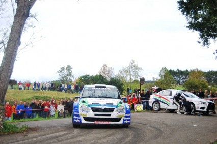 Berti lidera con autoridad en Llanes