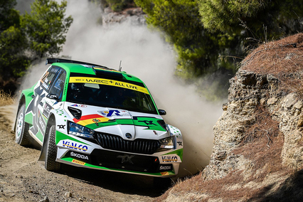 Bulacia y Mikkelsen se jugarán mañana el triunfo del WRC2 en Grecia