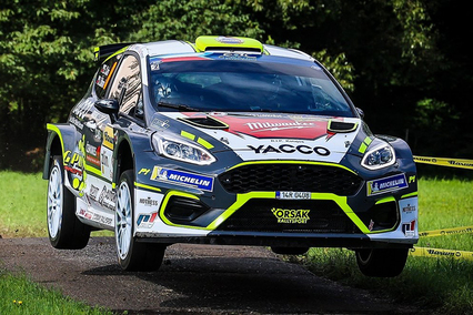Cais mantiene a raya a Kopecky en el Barum Rallye