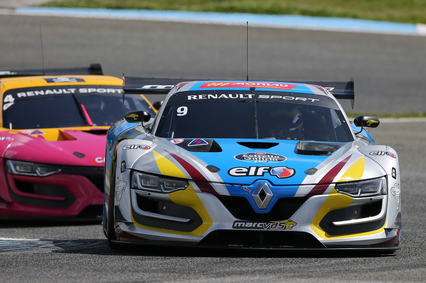 Carmen Jordá regresa a la competición con la Renault Sport Trophy