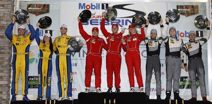 Christina Nielsen vence las 12h de Sebring con Ashley Freiberg en el podio