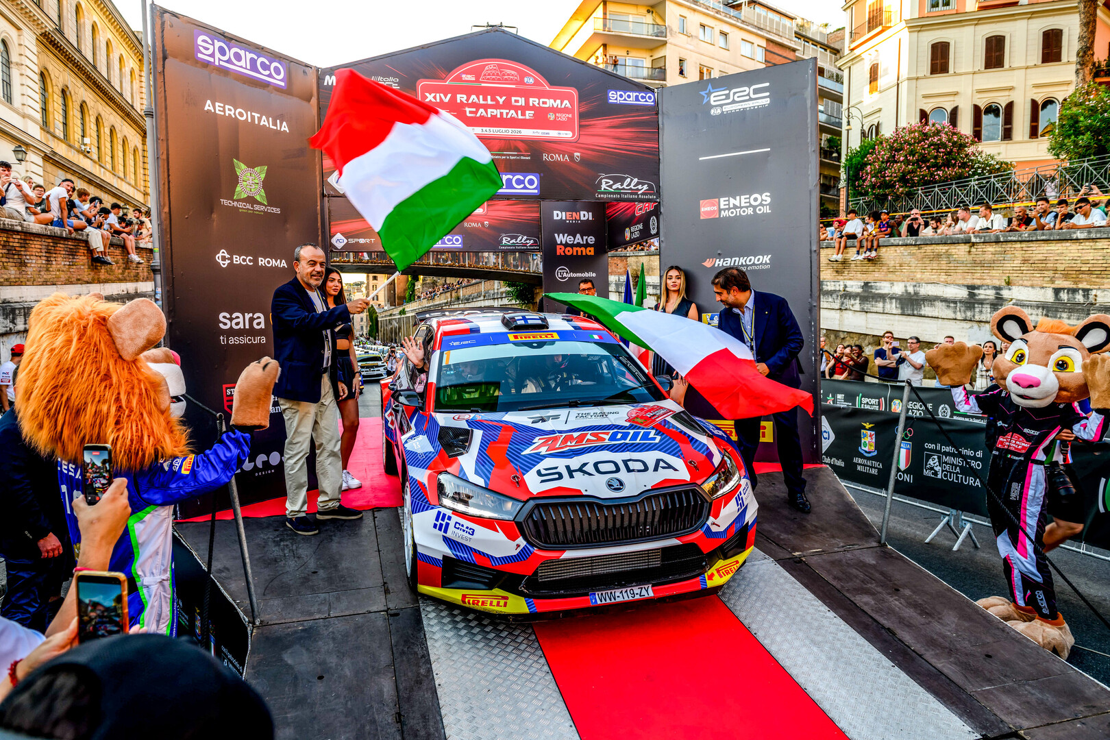 Teemu Suninen toma el mando del ERC por la mínima