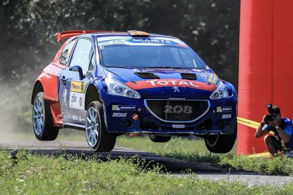 'Cohete' Suárez roza el podio del U28 en el Rallye Barum