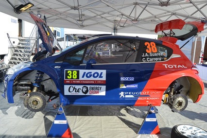 'Cohete' Suárez se coloca quinto en WRC2 nada más empezar en Córcega