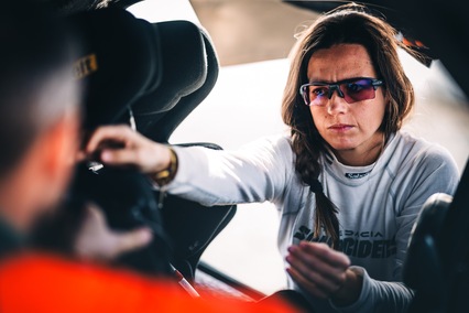 Cristina Gutiérrez celebra el triunfo de Dacia: "Han sido dos años de trabajo muy intenso para alcanzar este resultado"