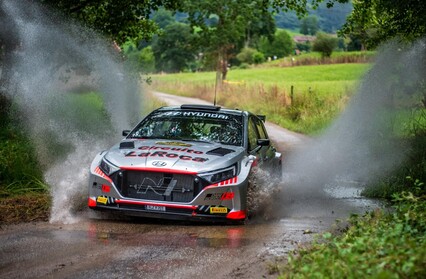 Dani Sordo debuta a lo grande con el Hyundai i20 N Rally2 en los tramos de casa