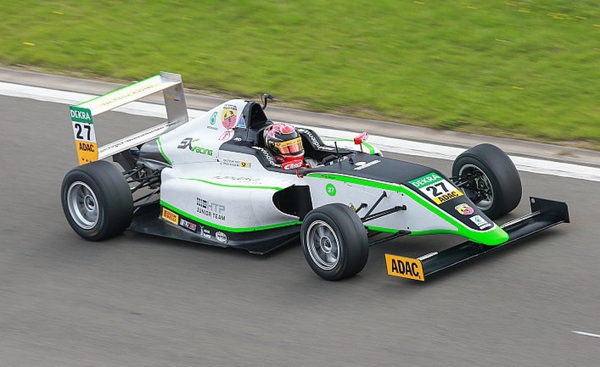 Dienst y Aron deslumbran en Nürburgring
