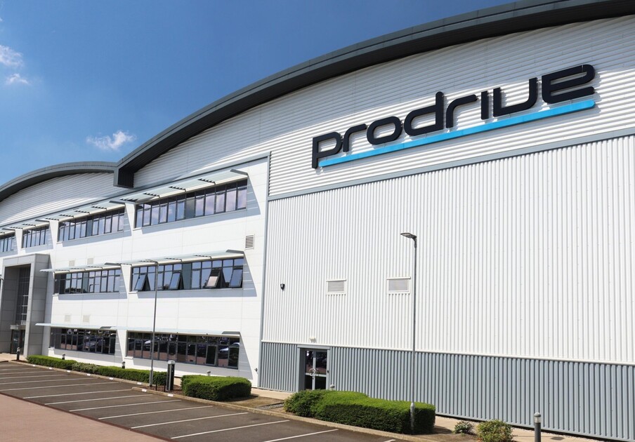 Prodrive recibe a los promotores del WRC para valorar un posible regreso a la disciplina