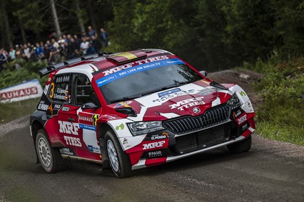 Efrén Llarena y Sara Fernández terminan el Rally de Escandinavia antes de tiempo