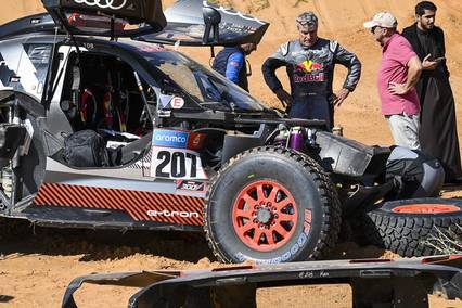 El Dakar puede con Carlos Sainz
