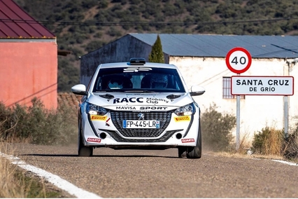 El joven piloto Sergi Pérez Jr. se lleva un triunfo de categoría en Zaragoza
