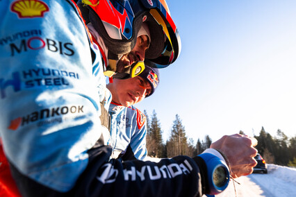 El mazo censor de la FIA golpea a Adrien Fourmaux con 10.000 euros tras el Rallye de Suecia
