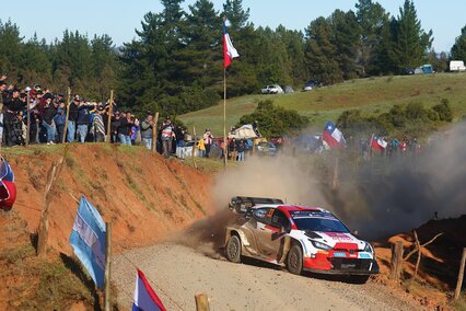 Elfyn Evans lidera el Rally de Chile tras un complejo bucle inicial