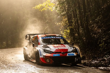 Elfyn Evans lidera un fantástico triplete de Toyota en Japón 