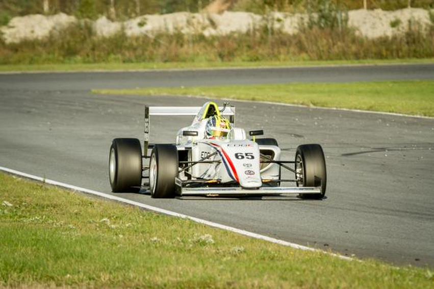 Enaam Ahmed protagonista en la ronda final de la F4 NEZ