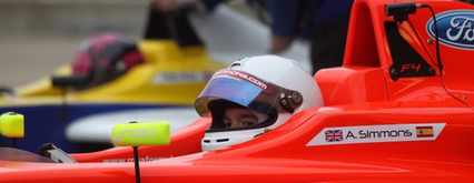 Entrevista con Ayrton Simmons Fernández