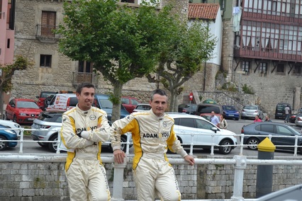 Esteban Vallín se acerca al título R2 con victoria en Llanes