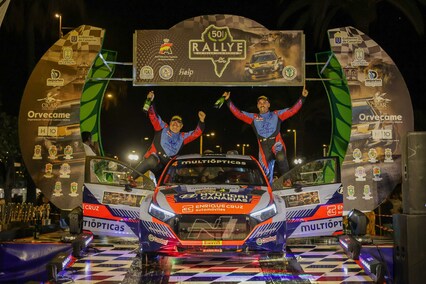 Fernando Cruz se lleva la victoria en el 50 Rallye La Palma Isla Bonita