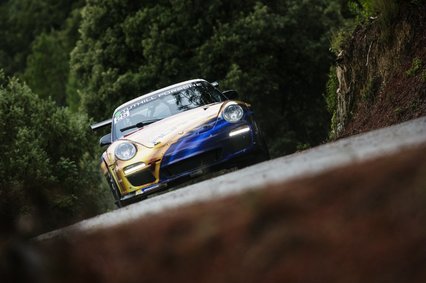 François Delecour es el primer campeón FIA R-GT
