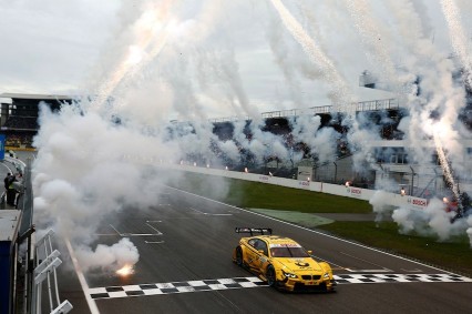 Glock se estrena al final y Merhi le acompaña