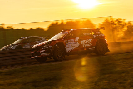Gran recital de Martins Sesks con Skoda y MRF en el ecuador del Rally de Polonia