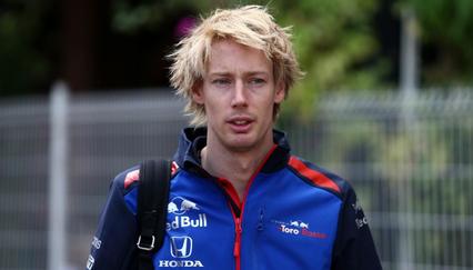 Hartley: "Escuchar múltiples rumores de mi futuro hizo que cambiase como piloto y fuese más seguro"