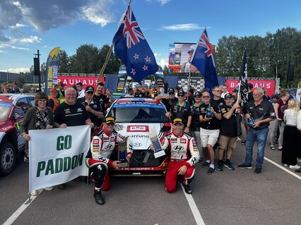 Hayden Paddon pone la directa hacia el título del ERC