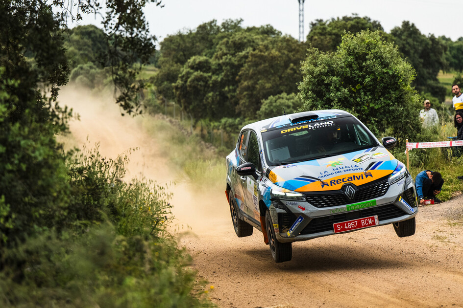 Tomás Llinares vence en Pozoblanco y mantiene su dominio en el Clio Trophy Spain Tierra