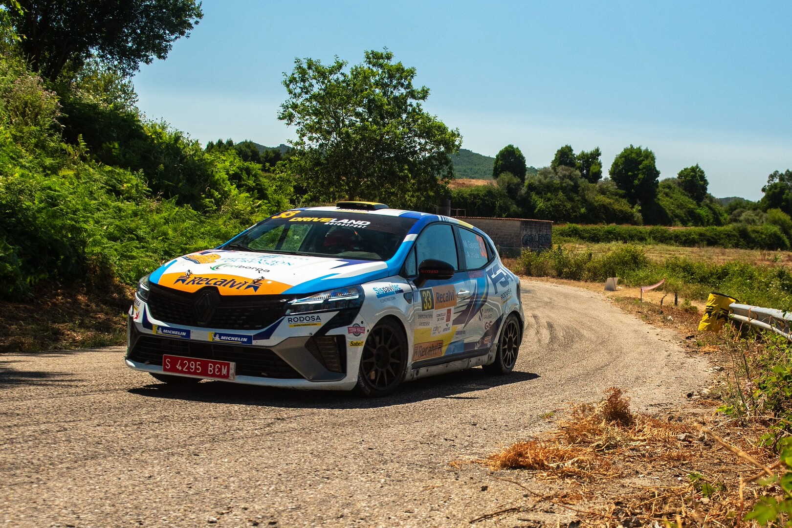 El Clio Trophy Spain Asfalto y la Copa Hyundai inician su recta final en Llanes