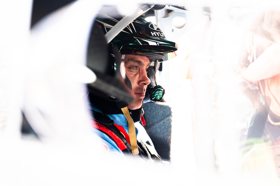 16 años después, Hayden Paddon vuelve a un Rally de Japón muy distinto
