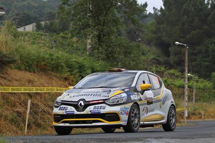 Importante victoria de Fran Cima en la cuarta prueba del Trofeo Iberia de Renault