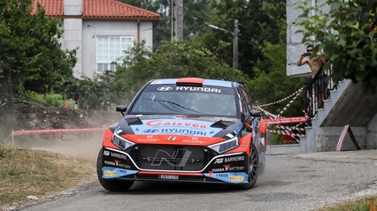 Iván Ares, primer líder del Rallye de Ourense