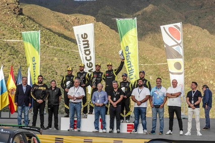 Jesús Pérez debuta con victoria en la cuarta edición de Clio Trophy Canarias